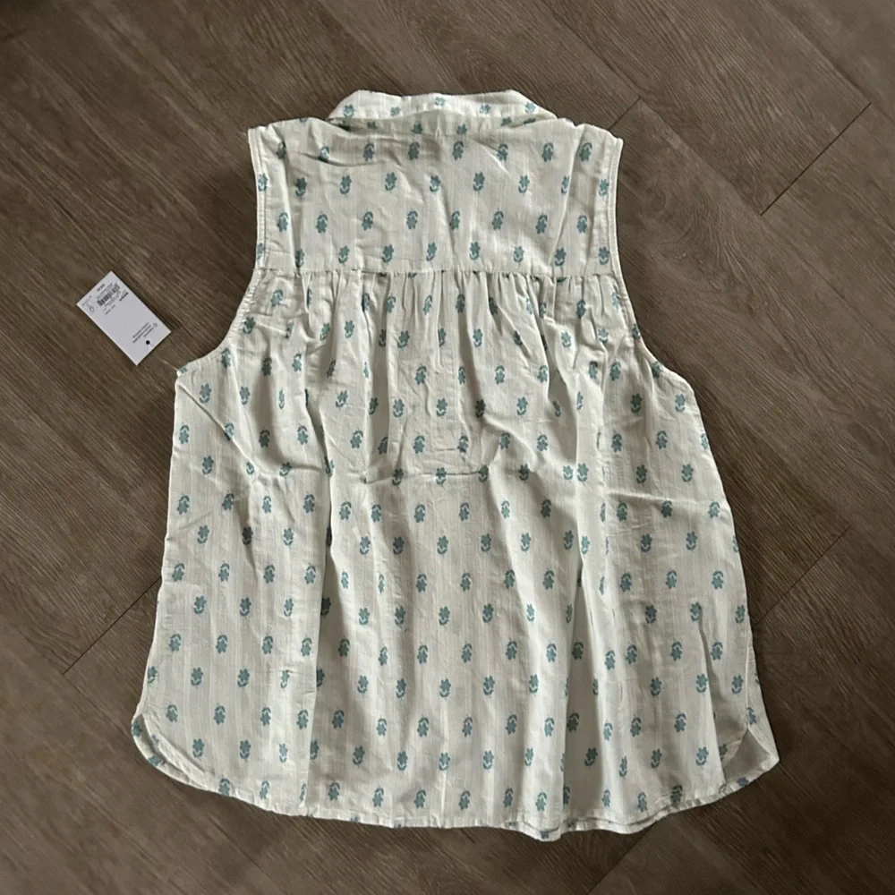 Button Down Chambray Shirt - Picture 3 of 5